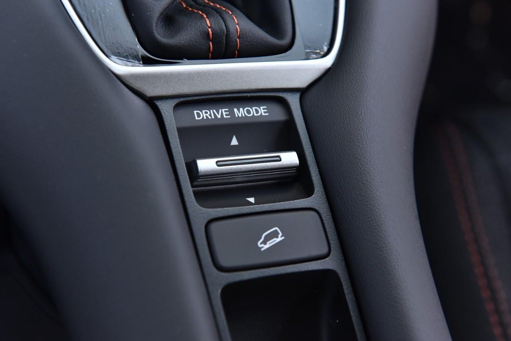 Honda HR-V Vehicle Image 17