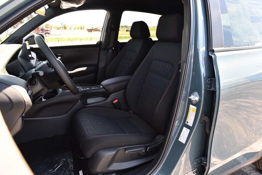 Honda HR-V Vehicle Image 21