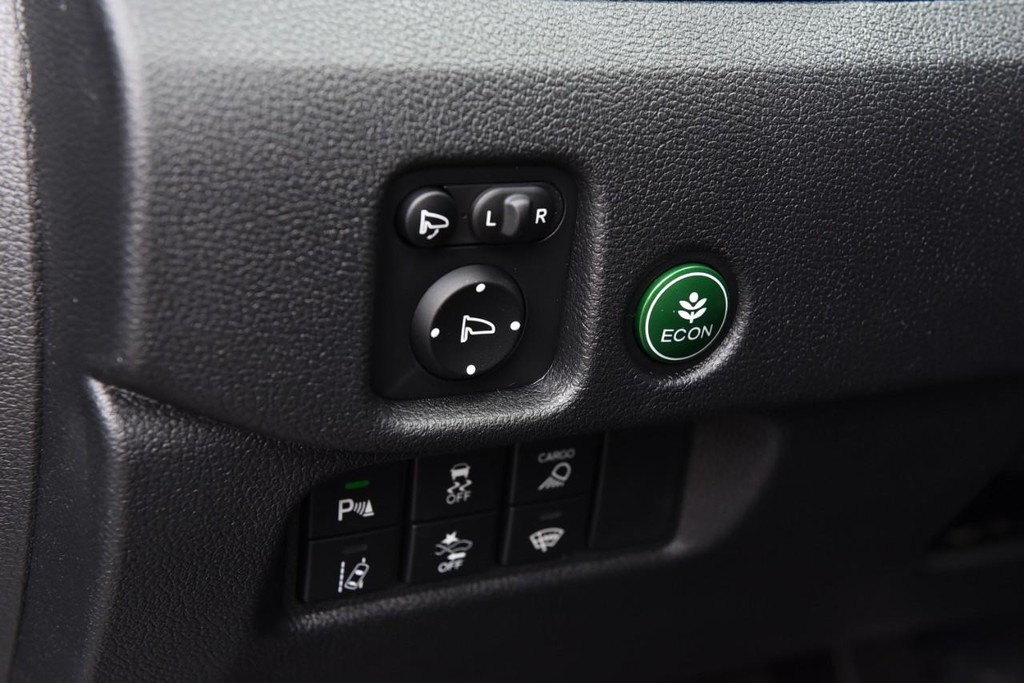 Honda Ridgeline Vehicle Image 12