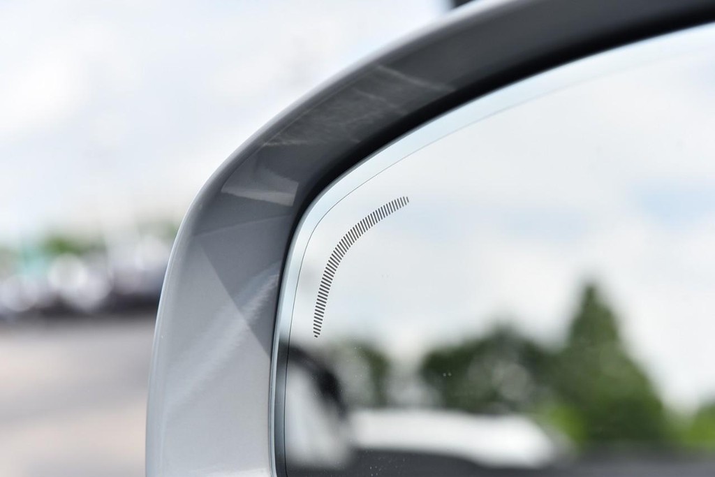 Volvo XC90 Vehicle Image 10