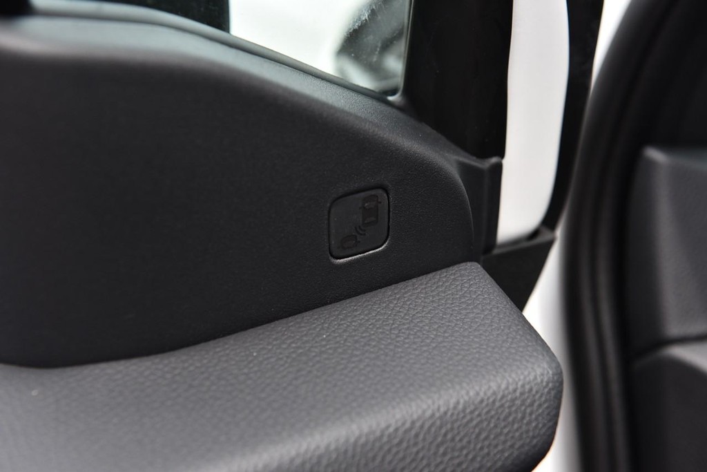 Honda Ridgeline Vehicle Image 12