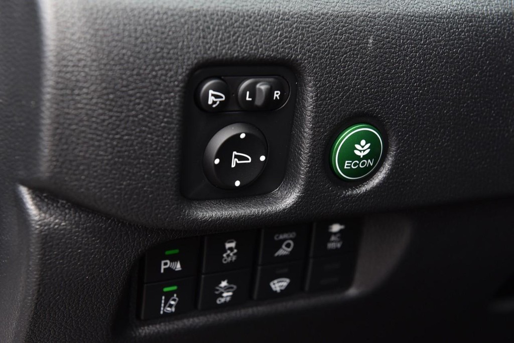 Honda Ridgeline Vehicle Image 13