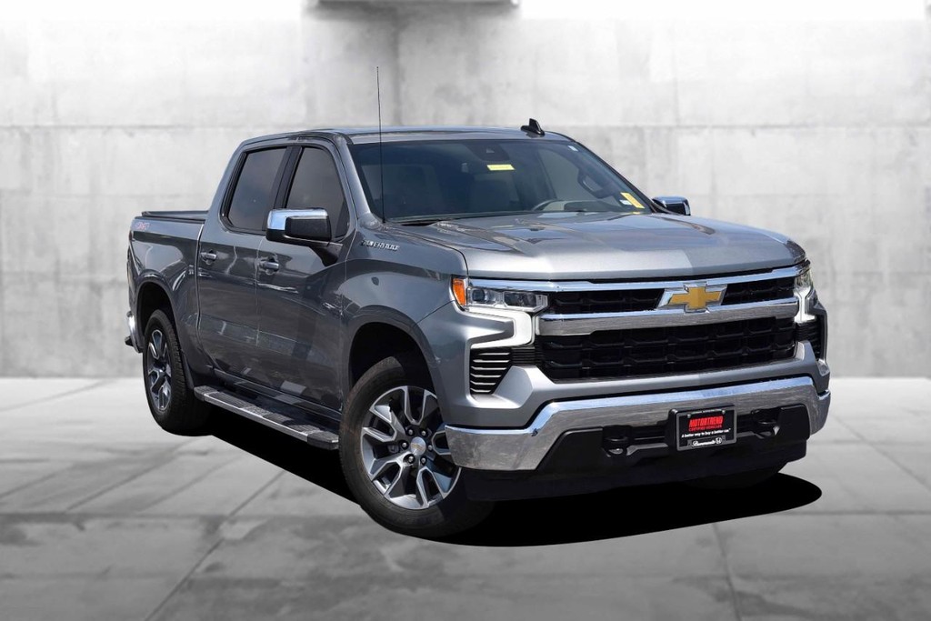 Chevrolet Silverado 1500 Vehicle Full-screen Gallery Image 02