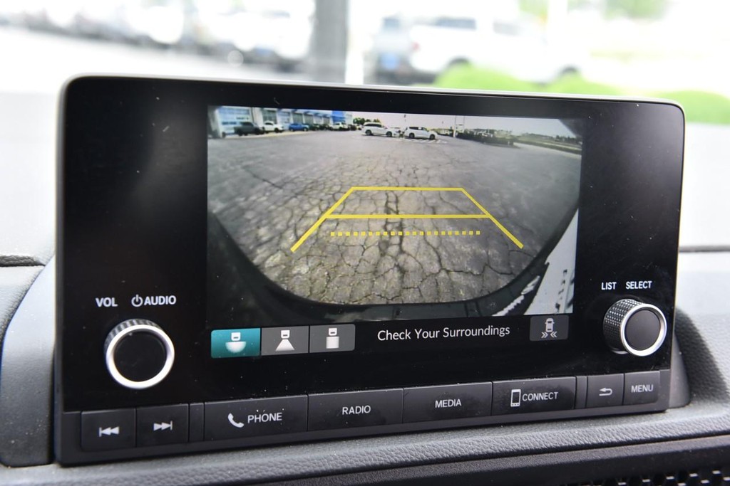 Honda CR-V Vehicle Full-screen Gallery Image 12