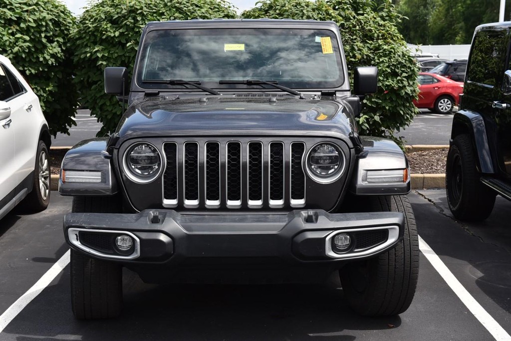 Jeep Wrangler 4xe Vehicle Full-screen Gallery Image 3