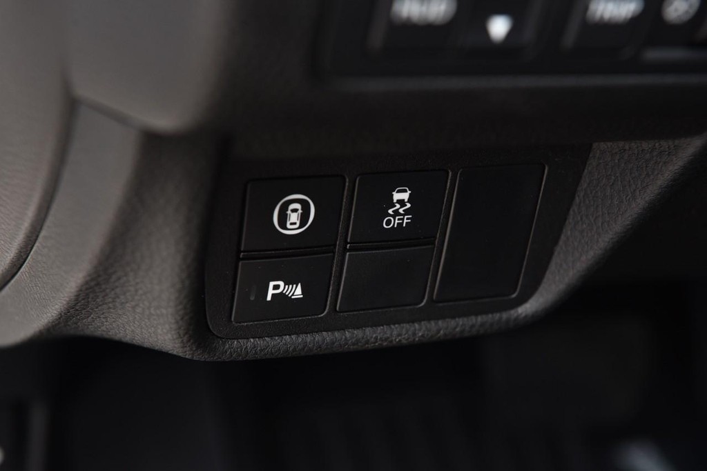 Honda Accord Hybrid Vehicle Full-screen Gallery Image 12