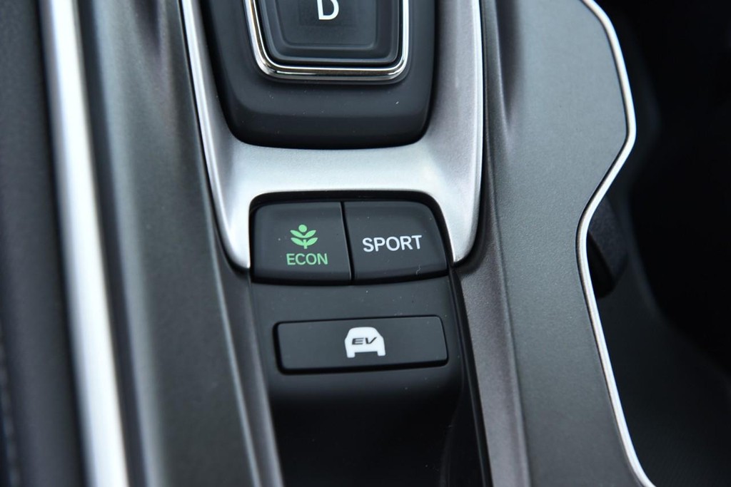 Honda Accord Hybrid Vehicle Full-screen Gallery Image 21