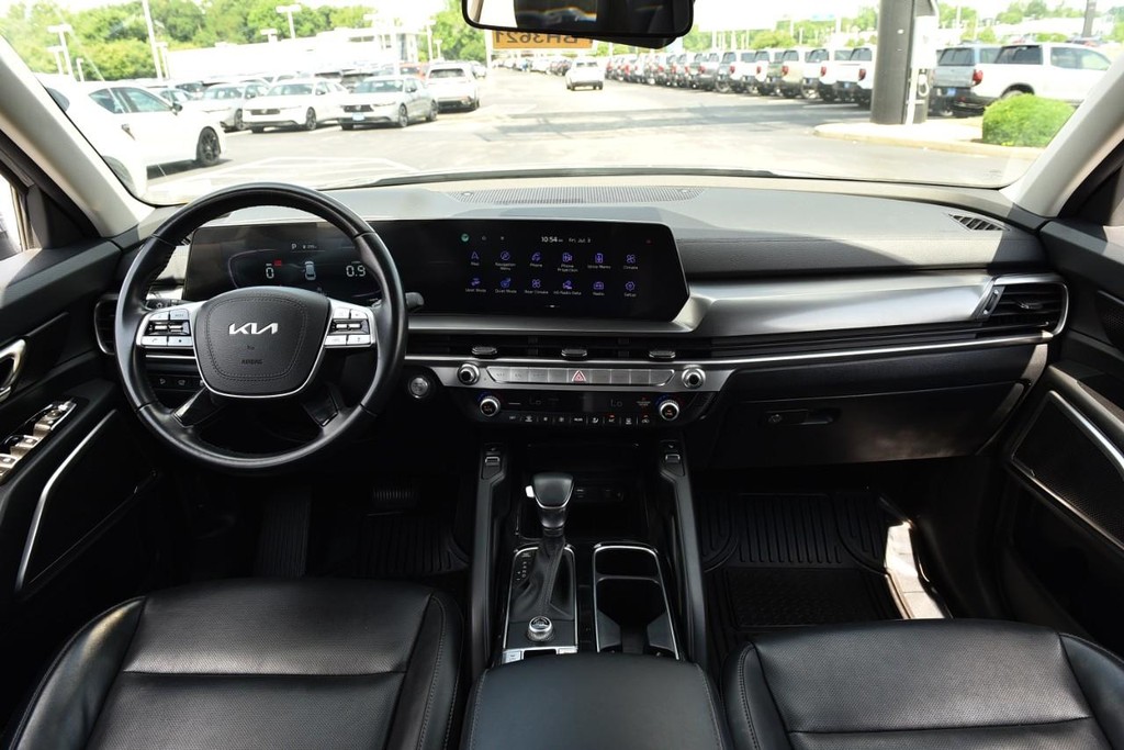 Kia Telluride Vehicle Full-screen Gallery Image 7