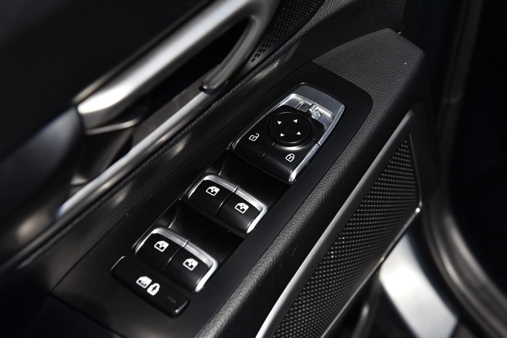 Kia Telluride Vehicle Full-screen Gallery Image 8
