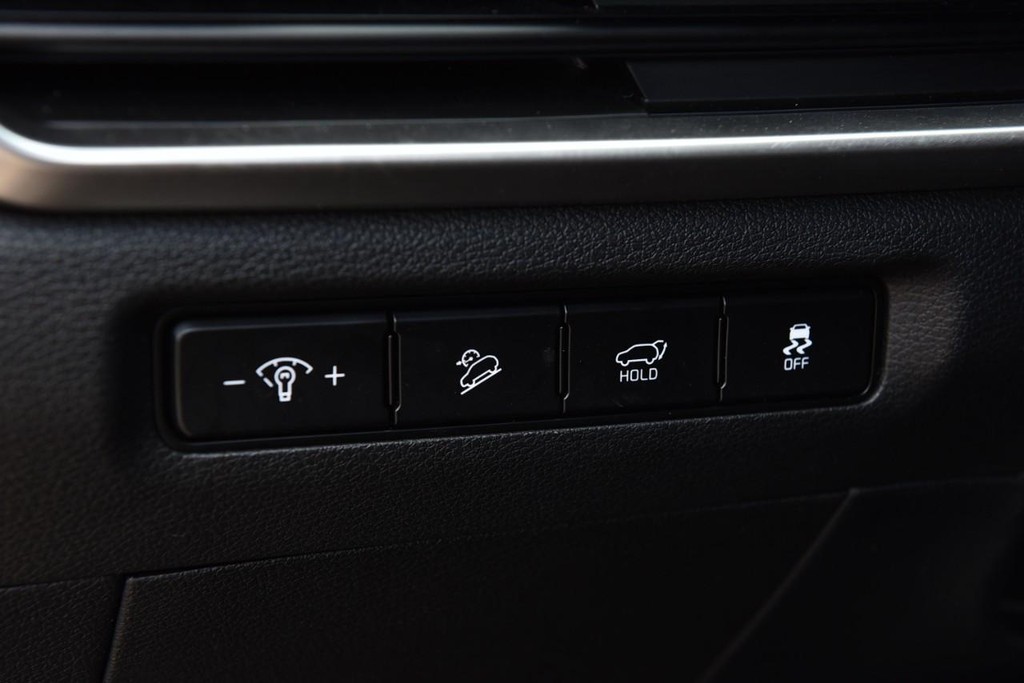 Kia Telluride Vehicle Full-screen Gallery Image 11