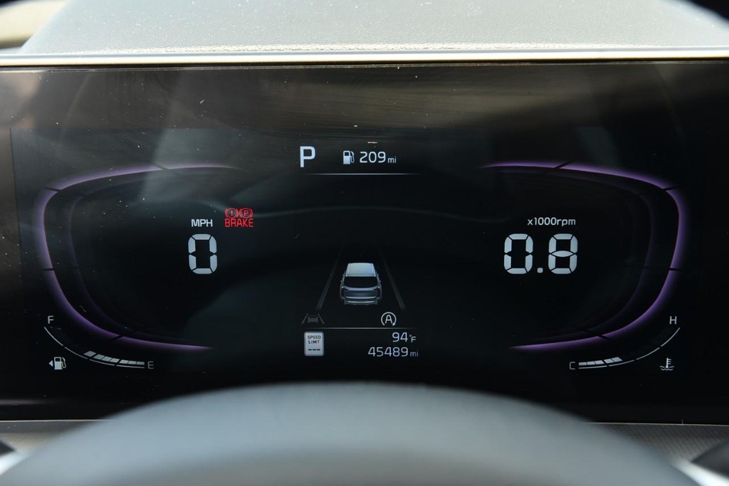 Kia Telluride Vehicle Full-screen Gallery Image 12