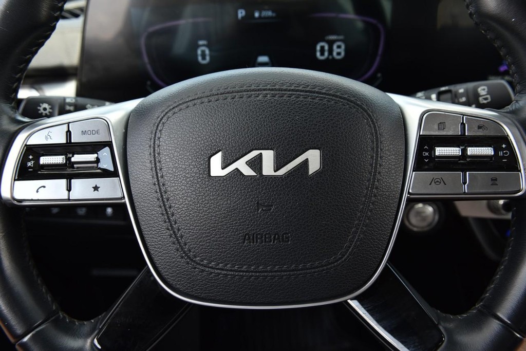 Kia Telluride Vehicle Full-screen Gallery Image 20