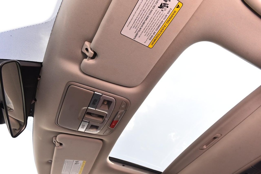 Kia Telluride Vehicle Full-screen Gallery Image 23