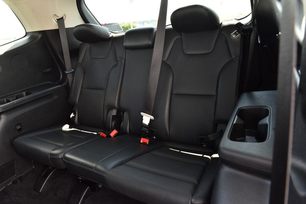 Kia Telluride Vehicle Full-screen Gallery Image 27
