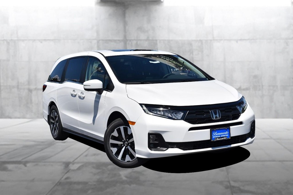 Honda Odyssey Vehicle Full-screen Gallery Image 2