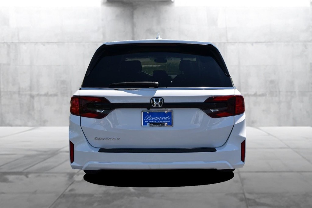 Honda Odyssey Vehicle Full-screen Gallery Image 6
