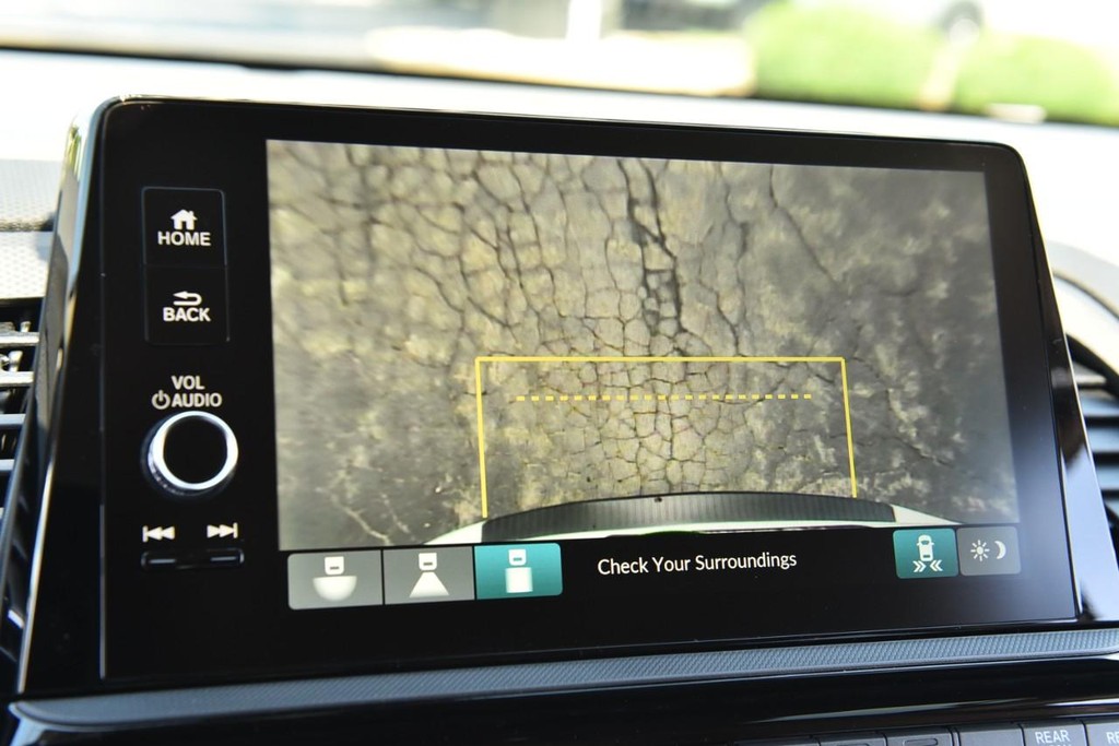 Honda Odyssey Vehicle Full-screen Gallery Image 14