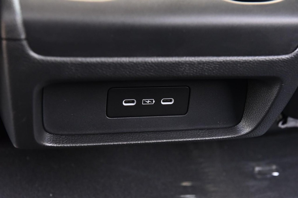 Honda Odyssey Vehicle Full-screen Gallery Image 27