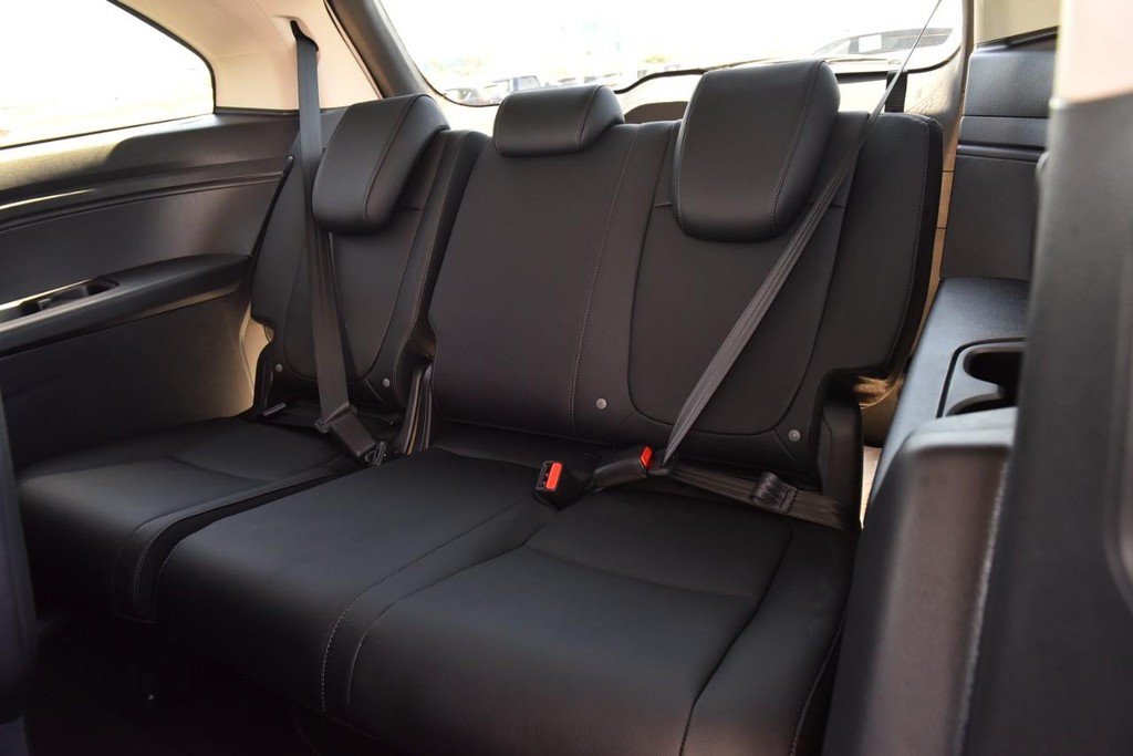 Honda Odyssey Vehicle Full-screen Gallery Image 29