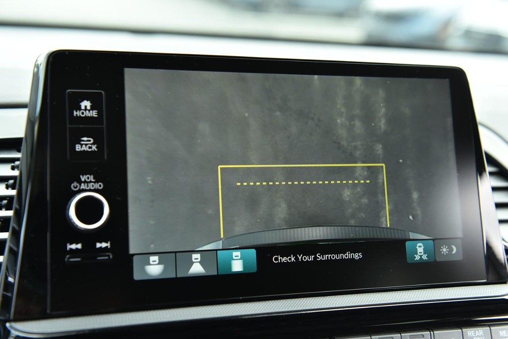Honda Odyssey Vehicle Full-screen Gallery Image 14