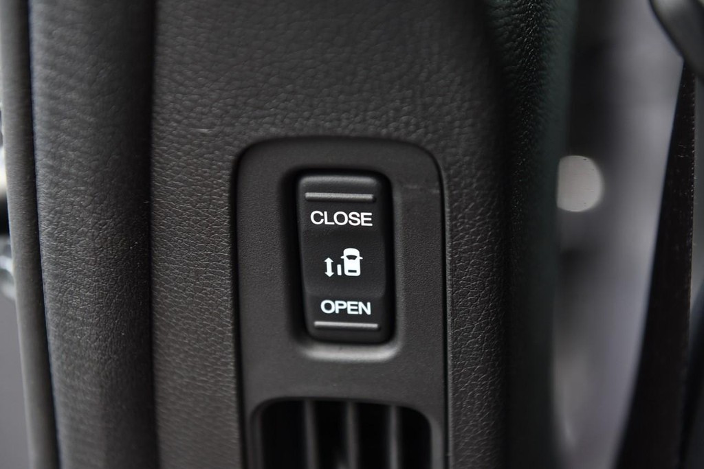 Honda Odyssey Vehicle Full-screen Gallery Image 29