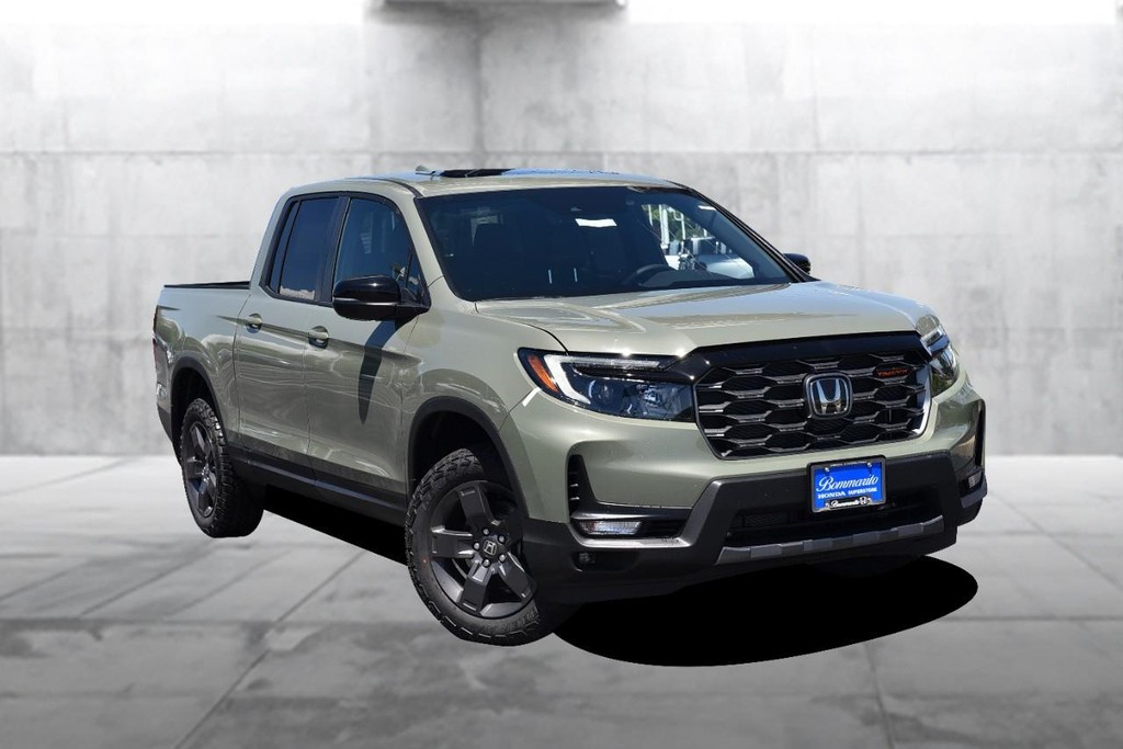 Honda Ridgeline Vehicle Full-screen Gallery Image 2