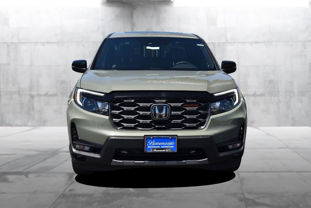 Honda Ridgeline Vehicle Full-screen Gallery Image 4
