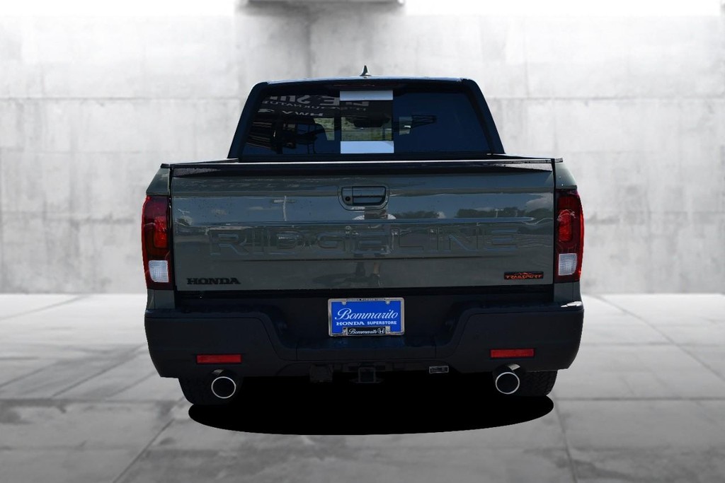 Honda Ridgeline Vehicle Full-screen Gallery Image 6