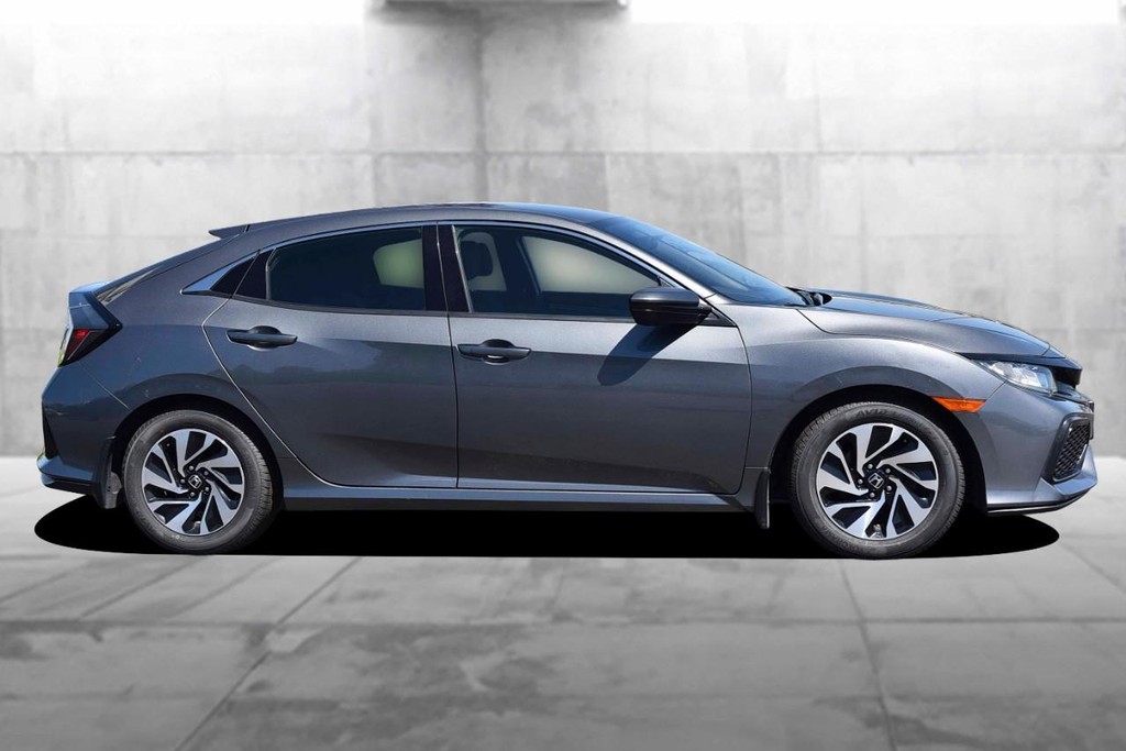 Honda Civic Hatchback Vehicle Full-screen Gallery Image 5