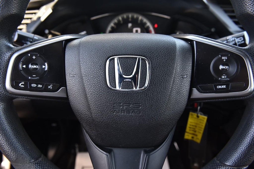 Honda Civic Hatchback Vehicle Full-screen Gallery Image 15