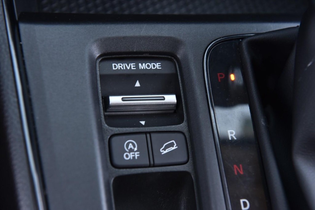 Honda CR-V Vehicle Full-screen Gallery Image 17