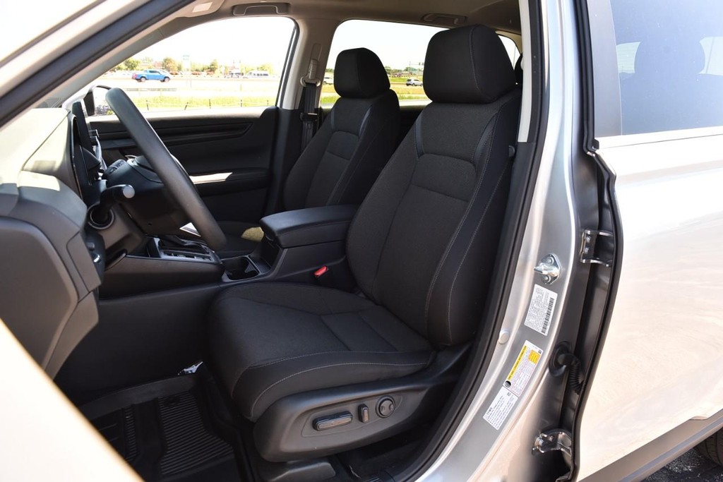 Honda CR-V Vehicle Full-screen Gallery Image 20