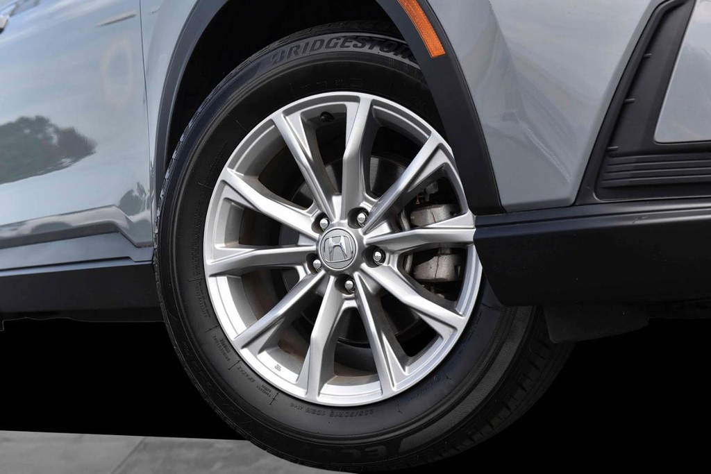 Honda CR-V Vehicle Full-screen Gallery Image 3
