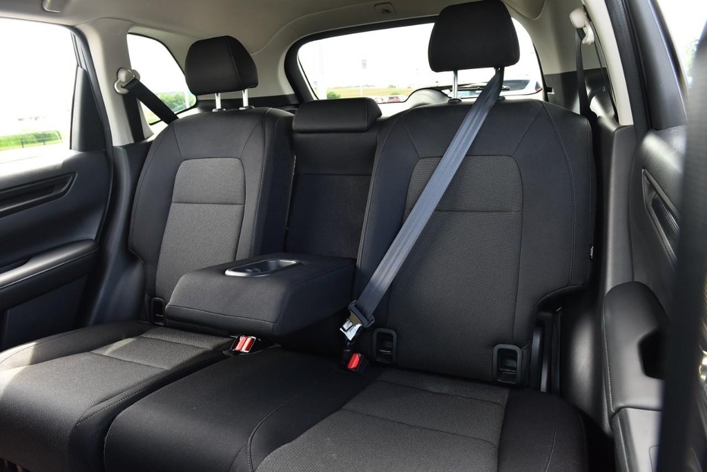 Honda CR-V Vehicle Full-screen Gallery Image 22