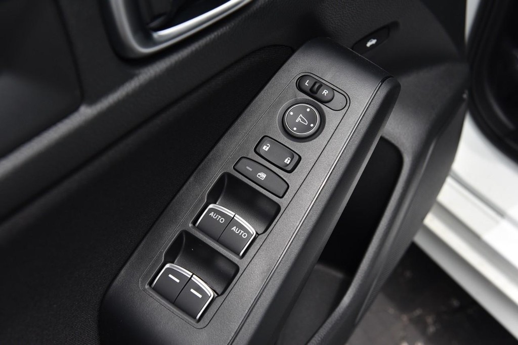 Honda Civic Sedan Vehicle Full-screen Gallery Image 8