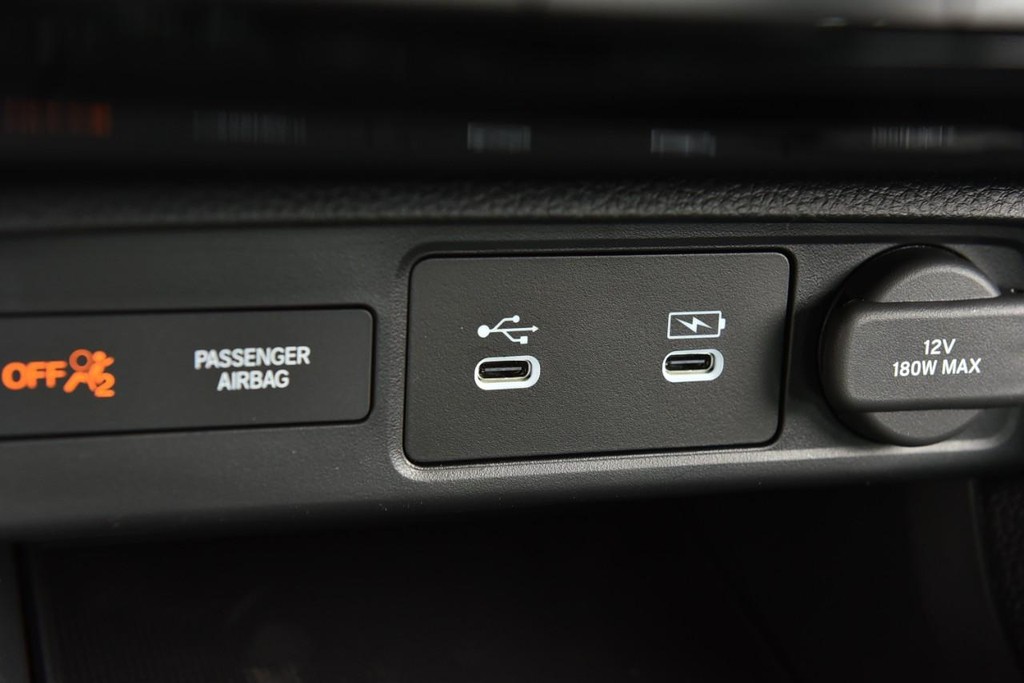 Honda Civic Sedan Vehicle Full-screen Gallery Image 17