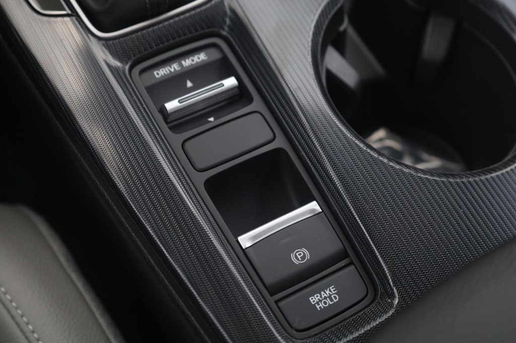 Honda Civic Sedan Hybrid Vehicle Full-screen Gallery Image 18