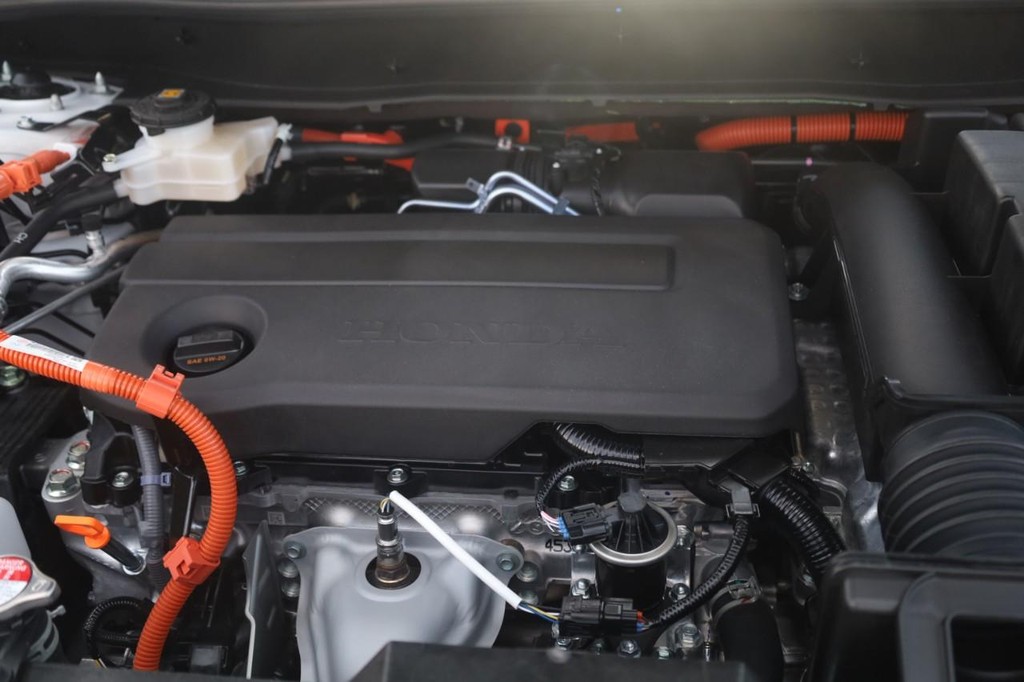 Honda CR-V Hybrid Vehicle Full-screen Gallery Image 25