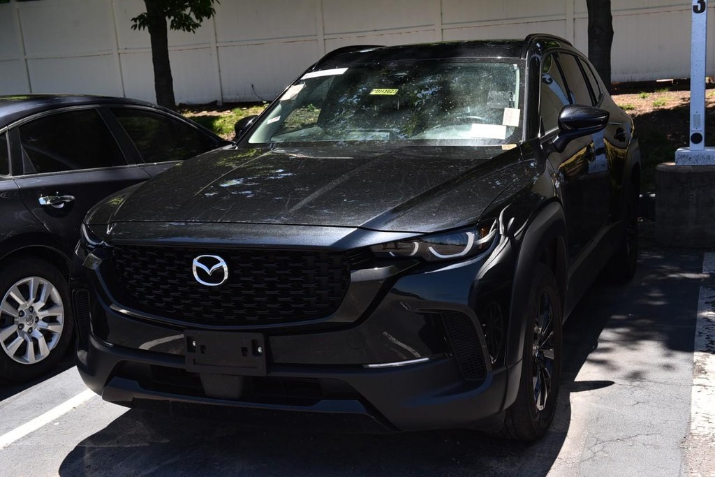 Mazda CX-50 Hybrid Vehicle Full-screen Gallery Image 4