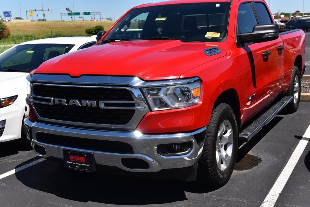 Ram 1500 Vehicle Full-screen Gallery Image 2