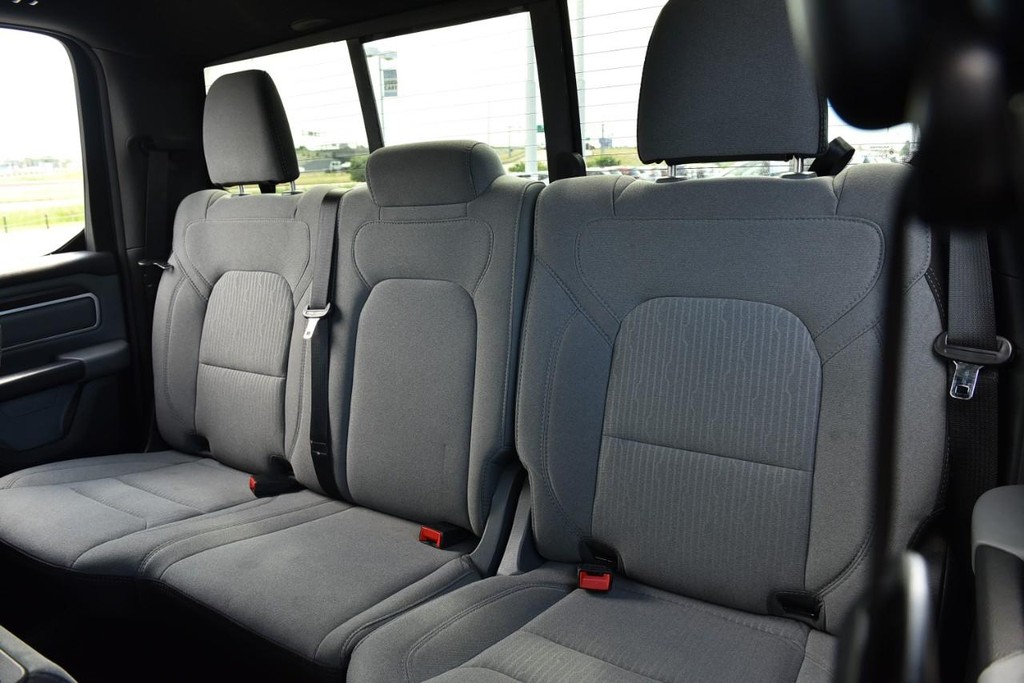 Ram 1500 Vehicle Image 22