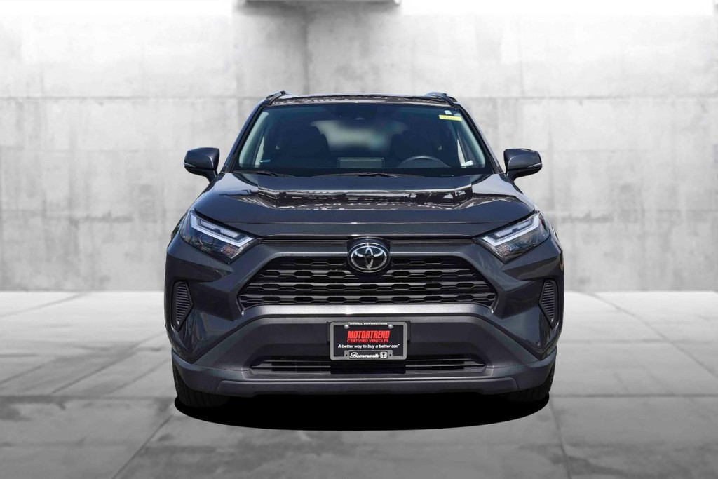 Toyota RAV4 Vehicle Image 04