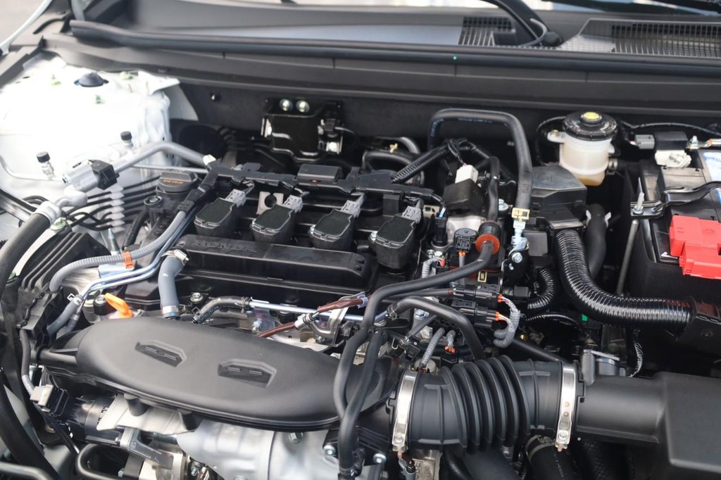 Honda Accord Sedan Vehicle Full-screen Gallery Image 23