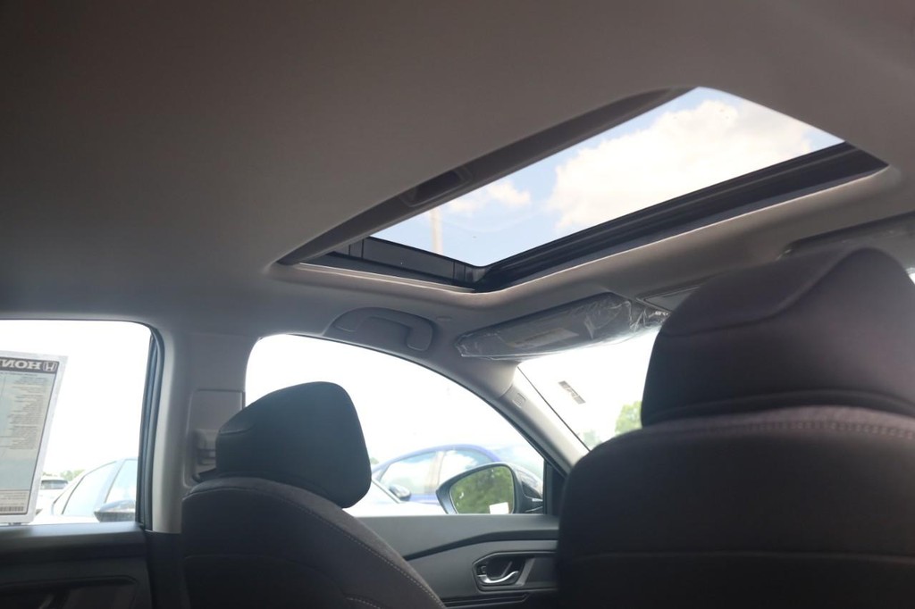 Honda Accord Sedan Vehicle Full-screen Gallery Image 22