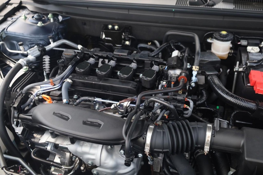 Honda Accord Sedan Vehicle Full-screen Gallery Image 24