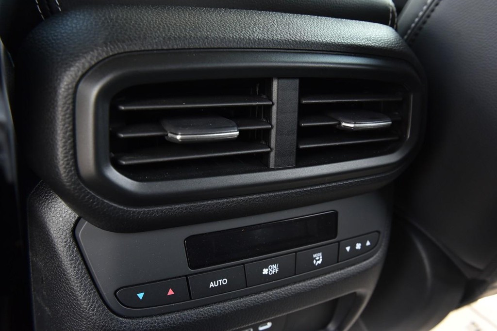 Honda Pilot Vehicle Image 25