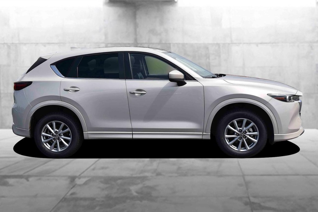 Mazda CX-5 Vehicle Image 05