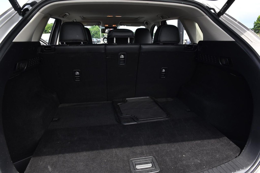 Mazda CX-5 Vehicle Image 24
