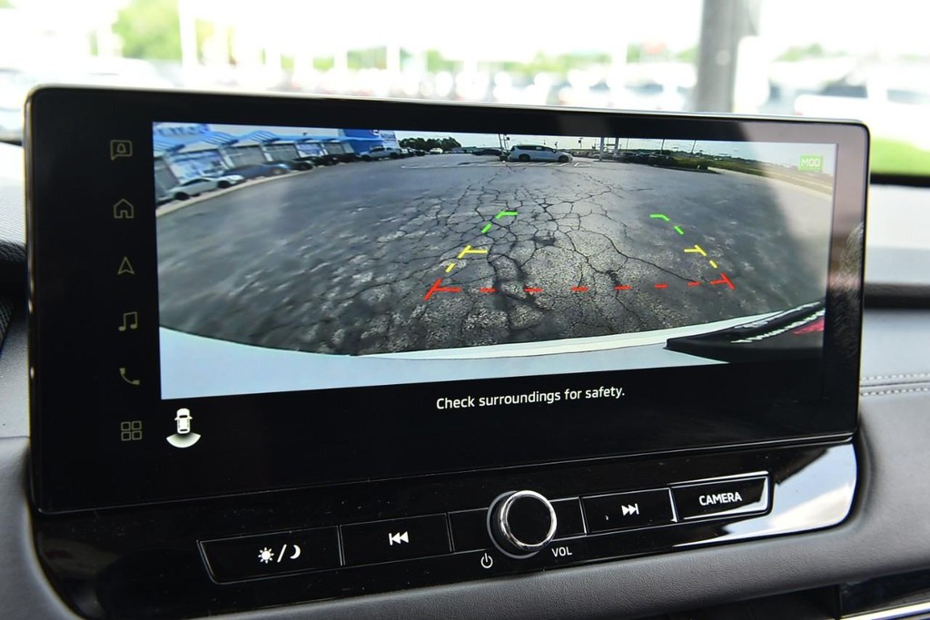 Mitsubishi Outlander Vehicle Image 15