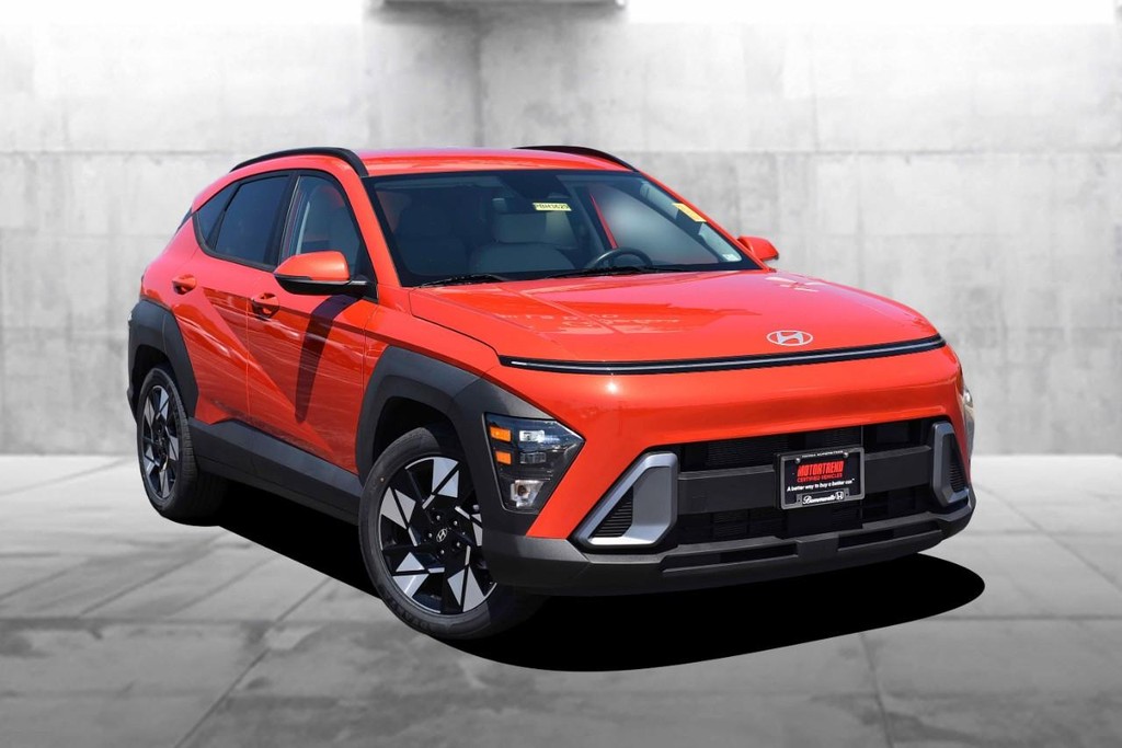 Hyundai Kona Vehicle Image 02